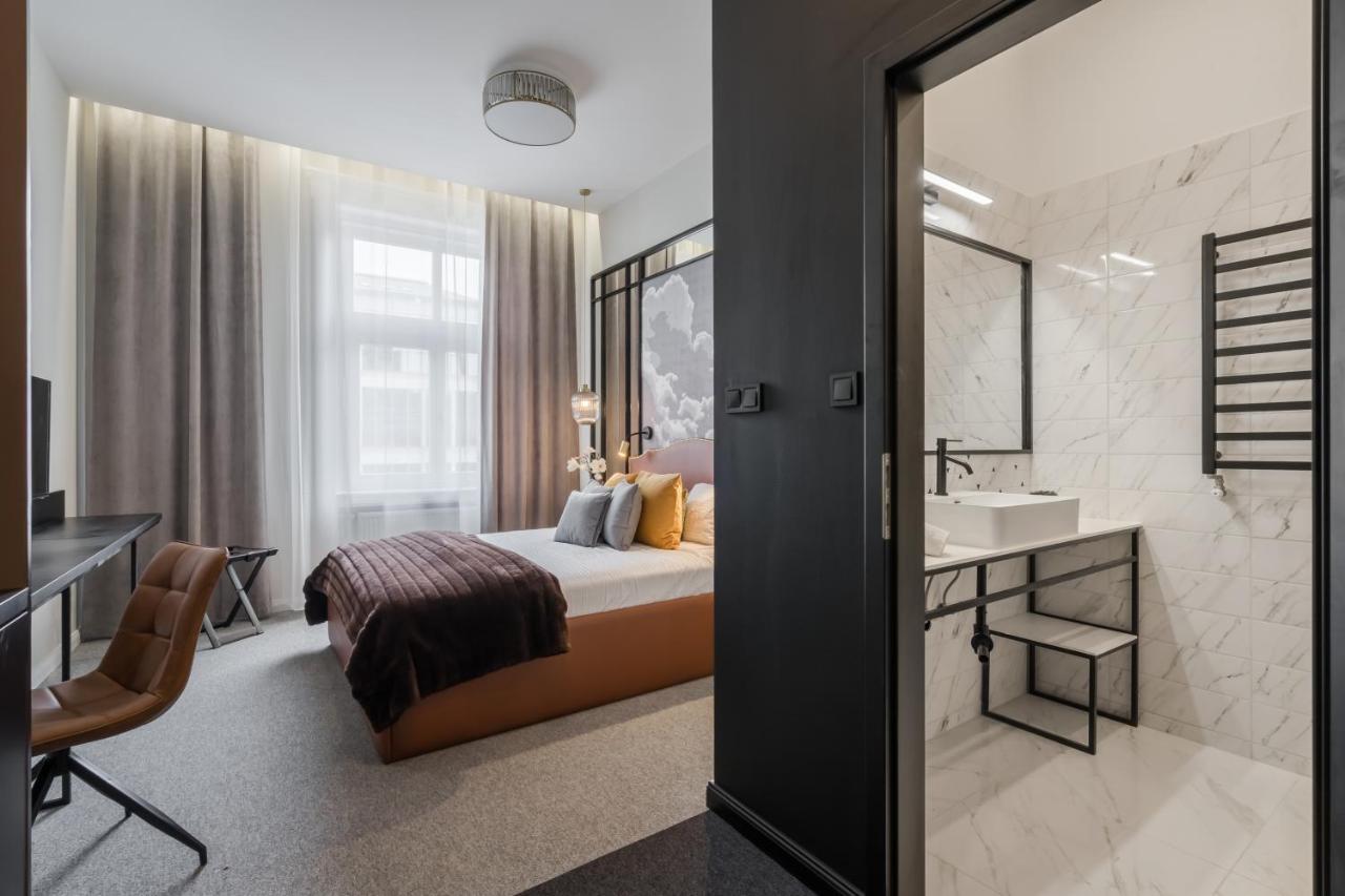 Astoria Boutique Suites- Best Location By Bqa Budapest Bagian luar foto