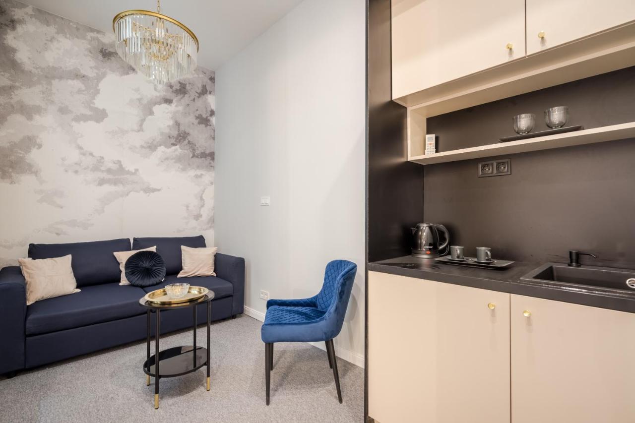 Astoria Boutique Suites- Best Location By Bqa Budapest Bagian luar foto