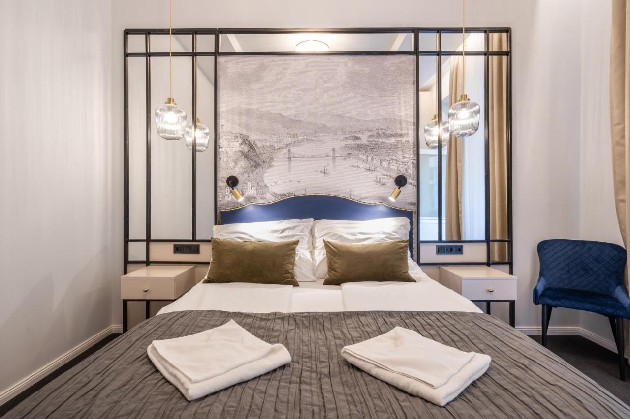 Astoria Boutique Suites- Best Location By Bqa Budapest Bagian luar foto