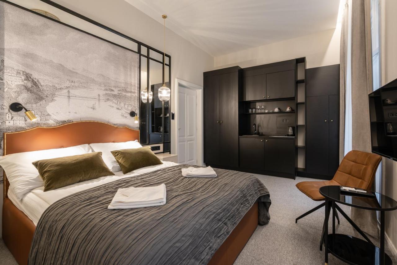 Astoria Boutique Suites- Best Location By Bqa Budapest Bagian luar foto