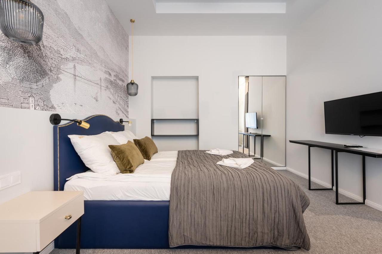 Astoria Boutique Suites- Best Location By Bqa Budapest Bagian luar foto