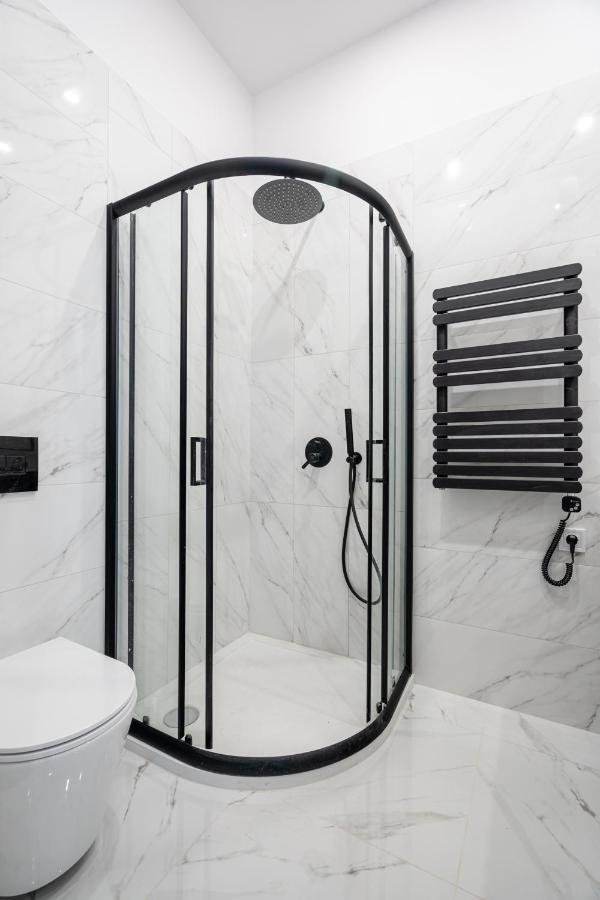 Astoria Boutique Suites- Best Location By Bqa Budapest Bagian luar foto