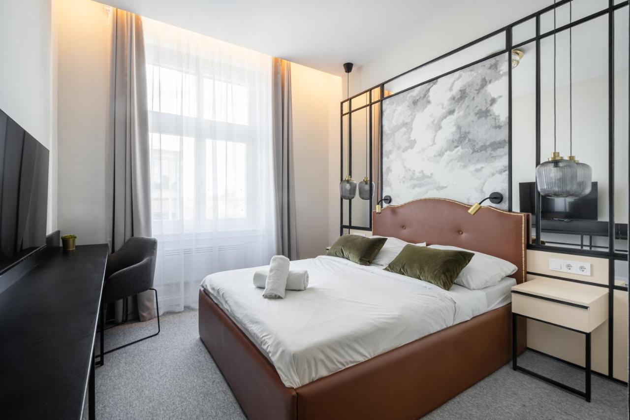 Astoria Boutique Suites- Best Location By Bqa Budapest Bagian luar foto